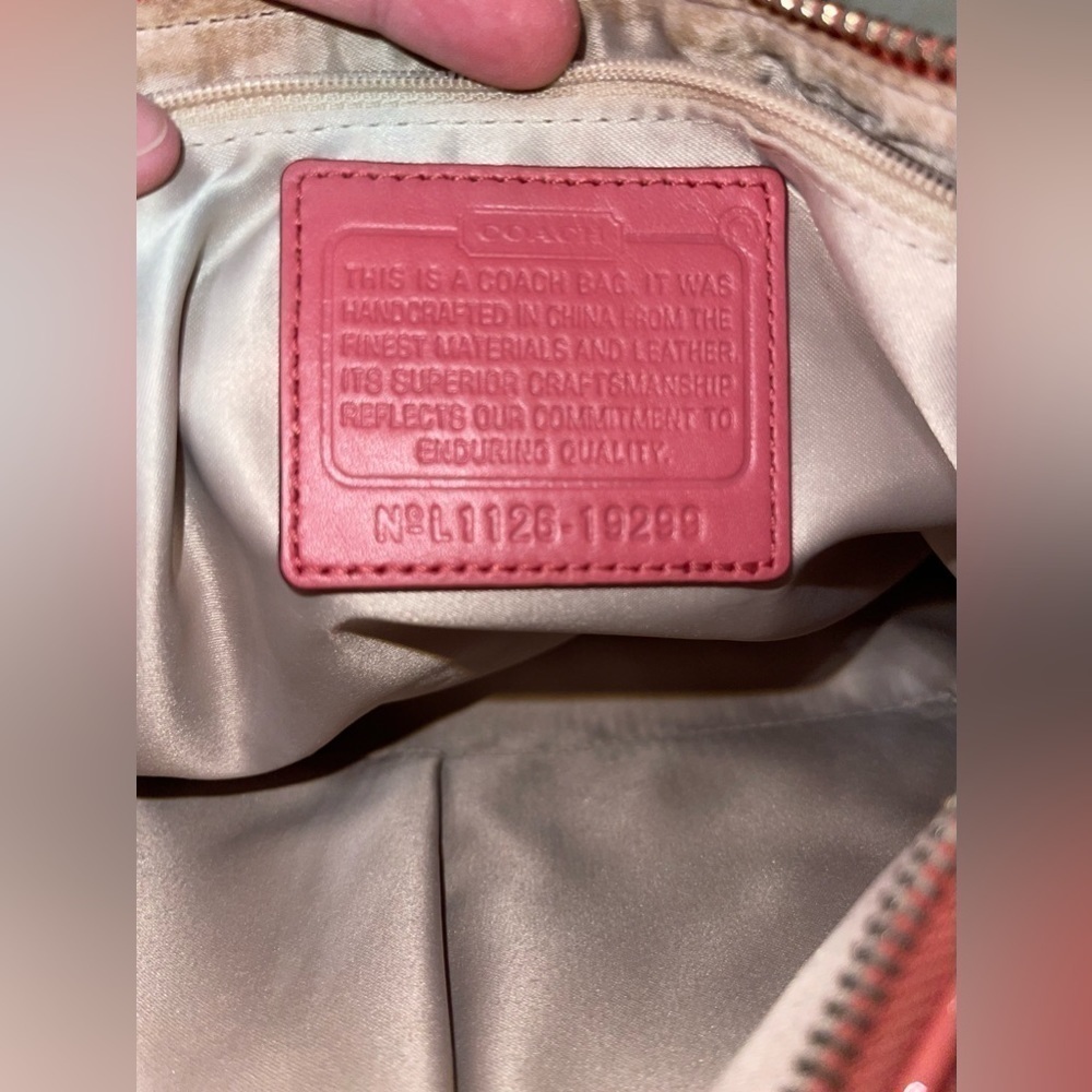 Authentic COACH Kristin Patent Leather Hobo HandBag 19299 Rose Pink w Dust Bag - Picture 7 of 13